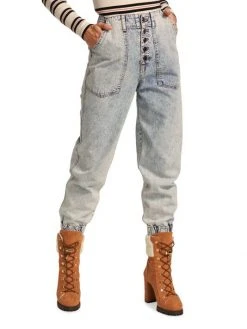 Veronica Beard Acid-Wash Mid-Rise Jogger Jeans -Veronica Beard shop unnamed file 2576